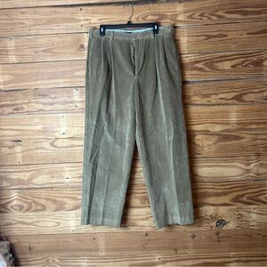 Ga tech embroidered Tommy Hilfiger Golf corduroy slacks size 34-34